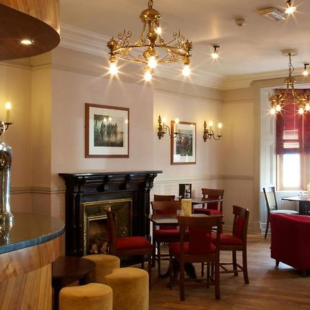 The Rutland Arms Hotel Ньюмаркет Экстерьер фото